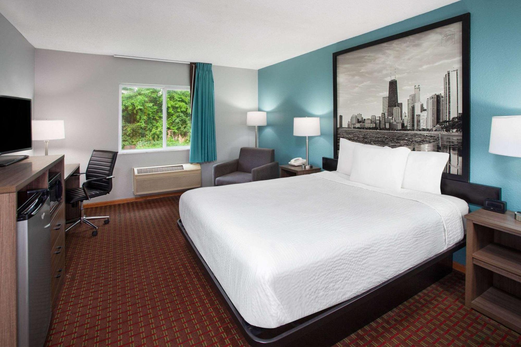 Super 8 By Wyndham Mchenry Fox Lake Area Εξωτερικό φωτογραφία